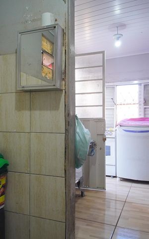 Casa à venda com 85m², 2 quartos e 2 vagasBanheiro