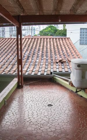 Casa para alugar com 250m², 3 quartos e 1 vaga Casa para alugar com 250m², 3 quartos e 1 vagaÁrea de Serviço