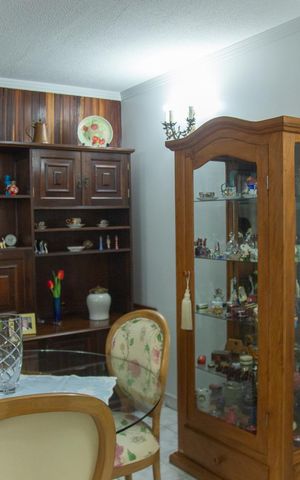 Casa para alugar com 250m², 3 quartos e 1 vaga Casa para alugar com 250m², 3 quartos e 1 vagaSala