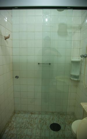Casa para alugar com 250m², 3 quartos e 1 vaga Casa para alugar com 250m², 3 quartos e 1 vagaBanheiro da Suíte