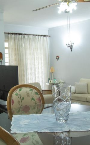 Casa para alugar com 250m², 3 quartos e 1 vaga Casa para alugar com 250m², 3 quartos e 1 vagaSala