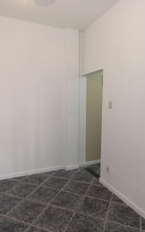 Casa para alugar com 44m², 1 quarto e sem vagaSala