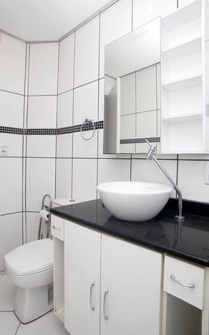 Apartamento à venda com 64m², 2 quartos e sem vagaBanheiro