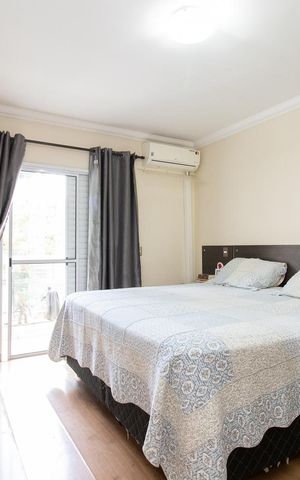 Casa à venda com 180m², 3 quartos e 5 vagasSuíte 1
