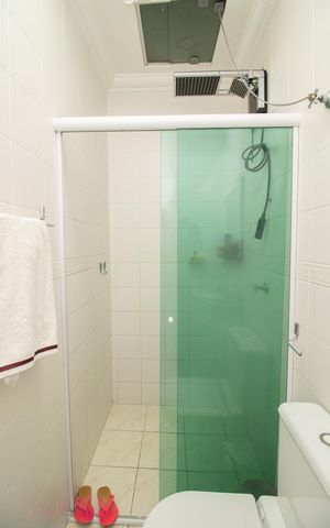 Casa à venda com 180m², 3 quartos e 5 vagasBanheiro da Suíte 3