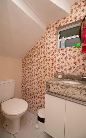 Casa à venda com 180m², 3 quartos e 5 vagasLavabo