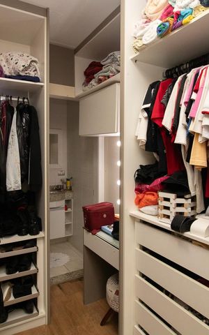 Casa à venda com 180m², 3 quartos e 5 vagasSuíte 3