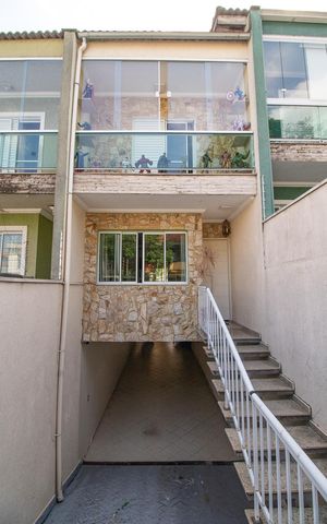 Casa à venda com 180m², 3 quartos e 5 vagasFachada
