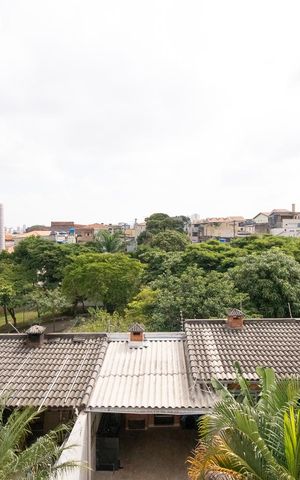 Casa à venda com 180m², 3 quartos e 5 vagasVista da Suíte 2