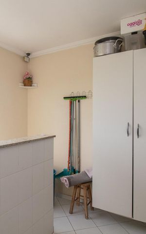 Casa à venda com 180m², 3 quartos e 5 vagasÁrea de Serviço
