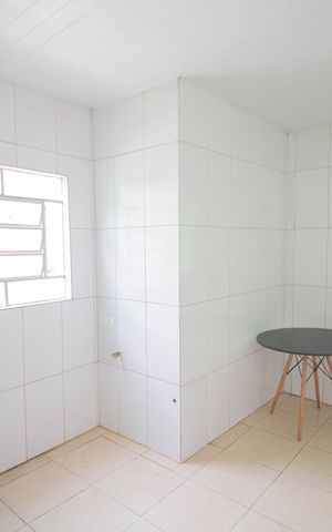 Casa para alugar com 52m², 2 quartos e sem vaga Casa para alugar com 52m², 2 quartos e sem vagaCozinha