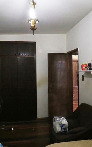 Casa à venda com 360m², 4 quartos e 2 vagas Casa à venda com 360m², 4 quartos e 2 vagasQuarto 2
