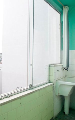 Apartamento à venda com 93m², 2 quartos e sem vagaCozinha e Área de Serviço