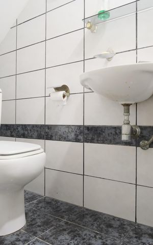 Casa à venda com 137m², 3 quartos e 2 vagasBanheiro de Serviço