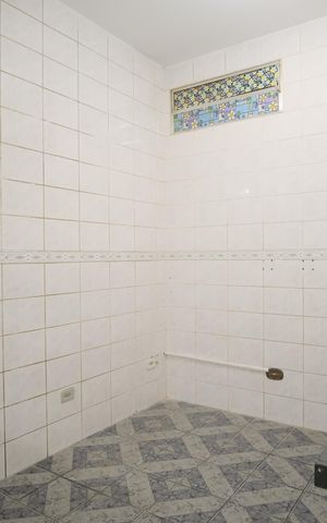 Casa à venda com 137m², 3 quartos e 2 vagasCozinha