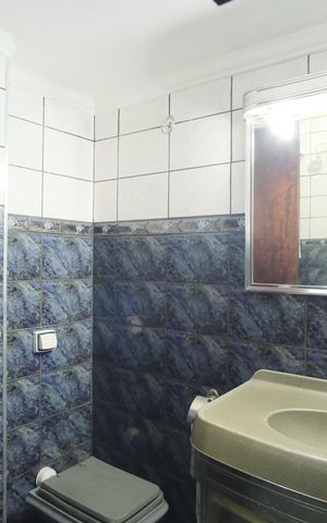 Casa à venda com 137m², 3 quartos e 2 vagasBanheiro