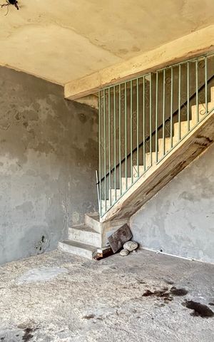 Casa à venda com 38m², 1 quarto e sem vaga Casa à venda com 38m², 1 quarto e sem vagaGaragem