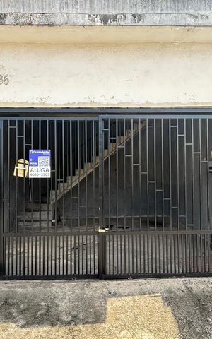 Casa à venda com 38m², 1 quarto e sem vaga Casa à venda com 38m², 1 quarto e sem vagaFachada