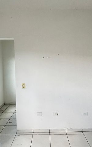 Casa à venda com 38m², 1 quarto e sem vaga Casa à venda com 38m², 1 quarto e sem vagaQuarto