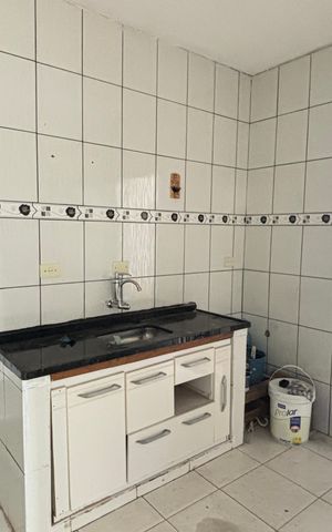 Casa à venda com 38m², 1 quarto e sem vaga Casa à venda com 38m², 1 quarto e sem vagaCozinha
