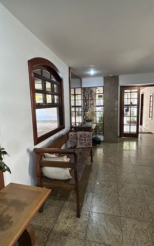 Apartamento à venda com 80m², 2 quartos e 1 vagaHall de entrada