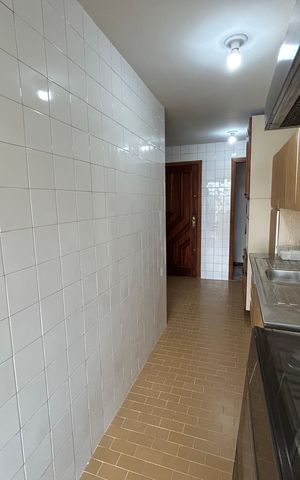 Apartamento à venda com 80m², 2 quartos e 1 vagaCozinha