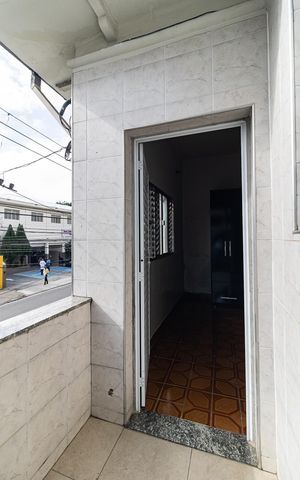 Casa à venda com 130m², 3 quartos e 2 vagas Casa à venda com 130m², 3 quartos e 2 vagasVaranda do Quarto 1