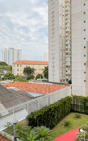 Studio para alugar com 32m², 1 quarto e 1 vaga Studio para alugar com 32m², 1 quarto e 1 vagaVista da Rua