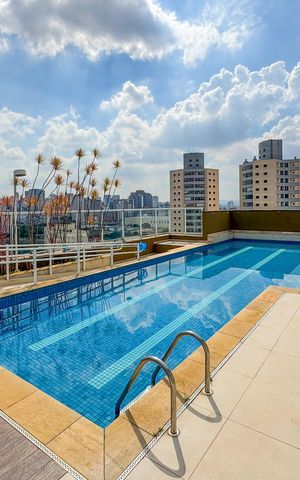 Studio para alugar com 32m², 1 quarto e 1 vaga Studio para alugar com 32m², 1 quarto e 1 vagaPiscina