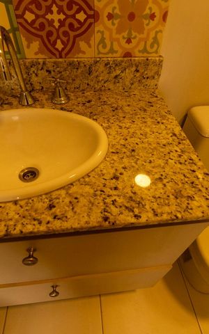 Studio à venda com 42m², 1 quarto e 1 vaga Studio à venda com 42m², 1 quarto e 1 vagaBanheiro
