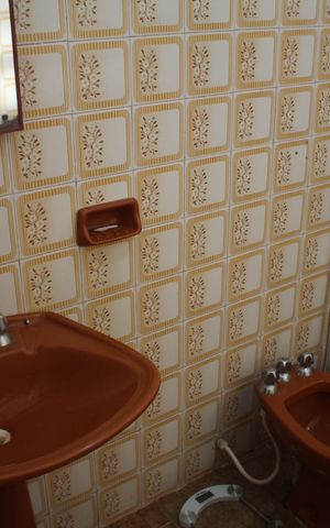 Casa à venda com 360m², 3 quartos e 3 vagasBanheiro 2