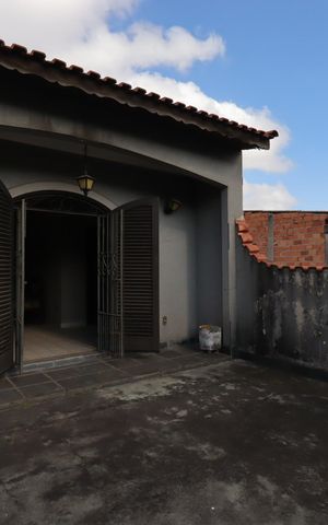 Casa à venda com 255m², 5 quartos e 2 vagasVaranda da Suíte