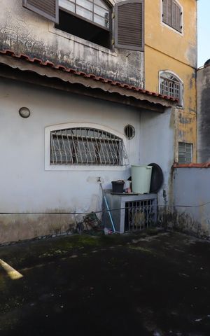 Casa à venda com 255m², 5 quartos e 2 vagasQuintal