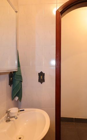 Casa à venda com 255m², 5 quartos e 2 vagasBanheiro Social 3