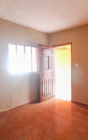 Casa para alugar com 34m², 1 quarto e sem vaga Casa para alugar com 34m², 1 quarto e sem vagaSala