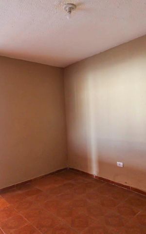 Casa para alugar com 34m², 1 quarto e sem vaga Casa para alugar com 34m², 1 quarto e sem vagaSala