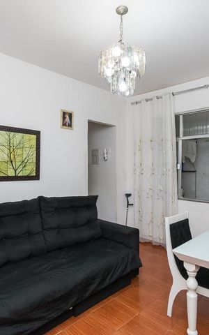 Apartamento à venda com 70m², 2 quartos e 1 vaga Apartamento à venda com 70m², 2 quartos e 1 vagaSala