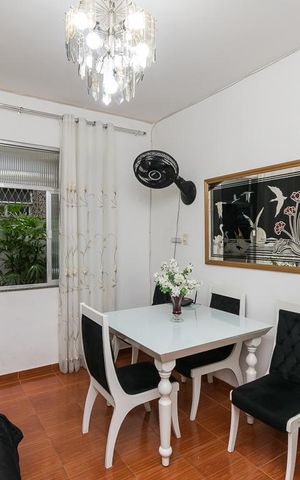Apartamento à venda com 70m², 2 quartos e 1 vaga Apartamento à venda com 70m², 2 quartos e 1 vagaSala
