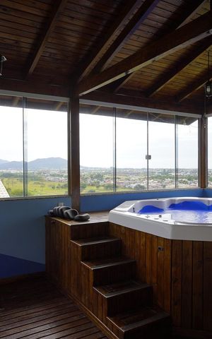 Casa para alugar com 200m², 3 quartos e 5 vagasÁrea comum Jacuzzi