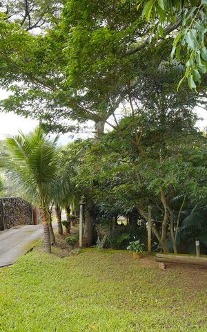 Casa para alugar com 200m², 3 quartos e 5 vagasPátio