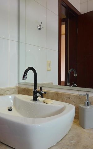 Casa para alugar com 200m², 3 quartos e 5 vagasBanheiro Corredor