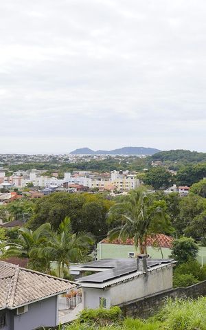 Casa para alugar com 200m², 3 quartos e 5 vagasVaranda - Vista