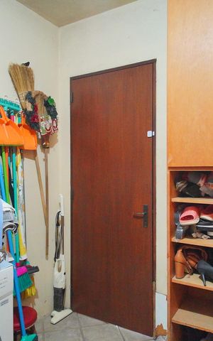 Casa à venda com 350m², 3 quartos e 2 vagasÁrea de Serviço