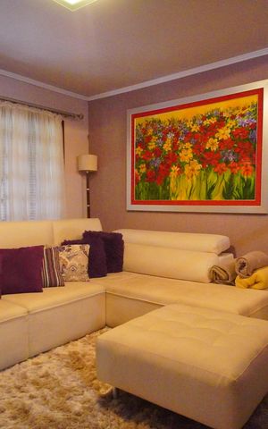 Casa à venda com 350m², 3 quartos e 2 vagasSala