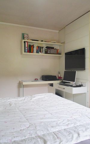 Casa à venda com 350m², 3 quartos e 2 vagasSuíte
