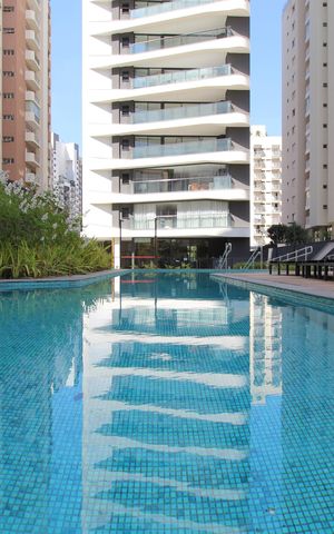Apartamento à venda com 152m², 3 quartos e 2 vagasÁrea Comum - Piscina