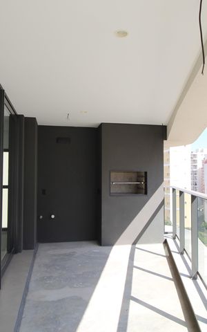Apartamento à venda com 152m², 3 quartos e 2 vagasVaranda Sala