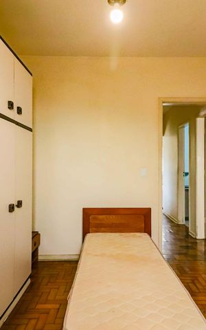 Casa à venda com 256m², 3 quartos e 2 vagas Casa à venda com 256m², 3 quartos e 2 vagasQuarto 3