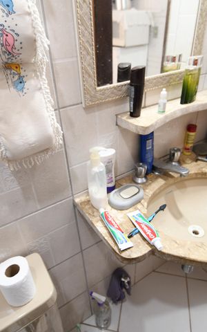 Casa à venda com 80m², 2 quartos e 7 vagasBanheiro