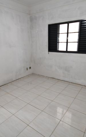 Casa à venda com 80m², 2 quartos e 7 vagasQuarto 2